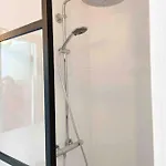 Little House Apartment *